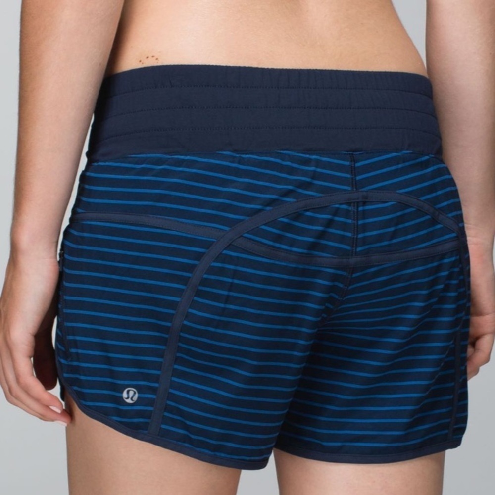 Lululemon Women’s Tracker Short II *4-way Stretch - Picture 6 of 7